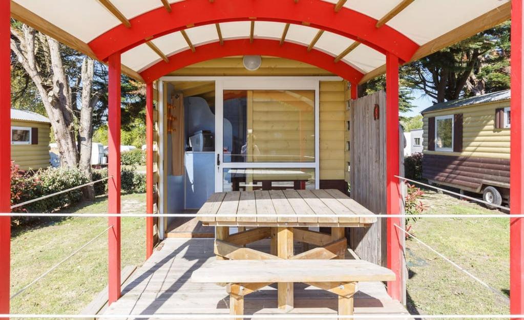 Camping Insolite Le Haut Village Saint-Michel-Chef-Chef Kültér fotó
