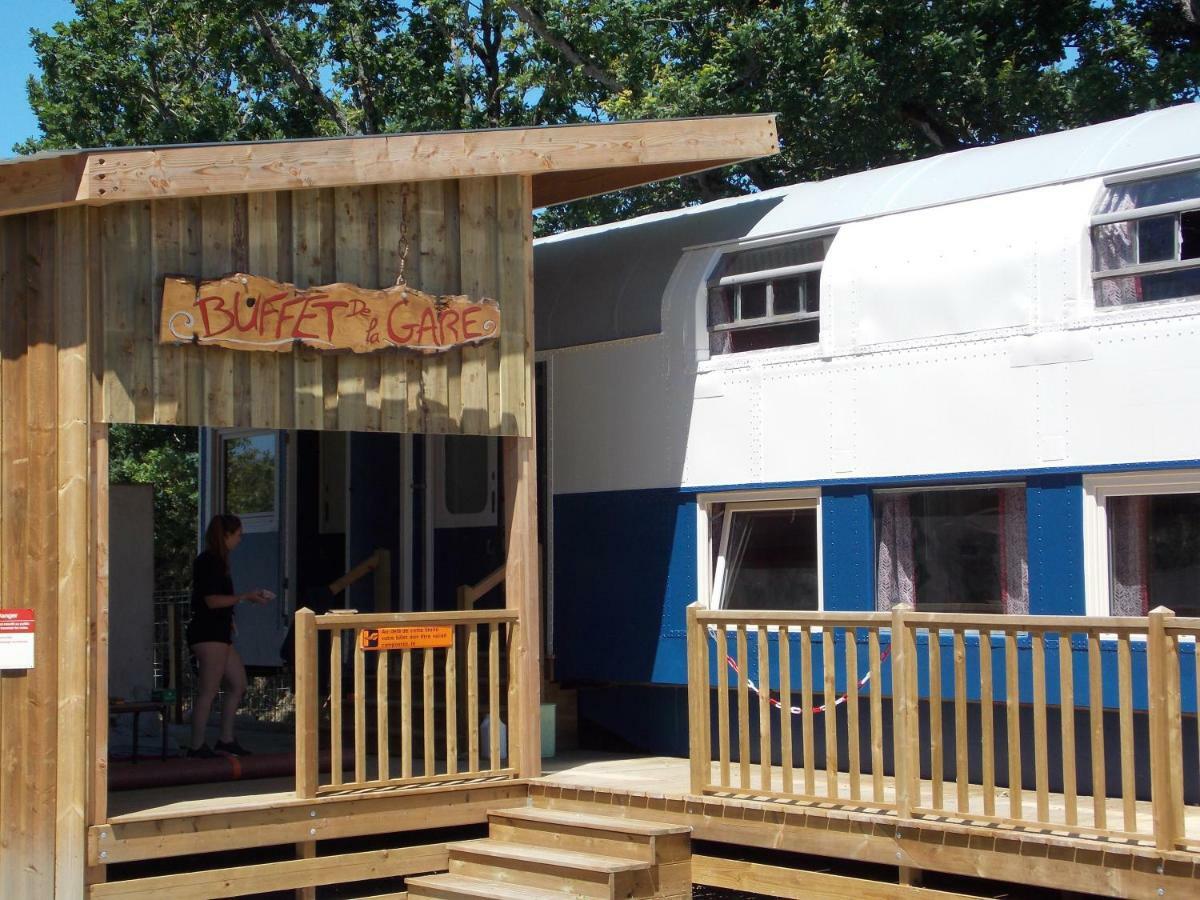 Camping Insolite Le Haut Village Saint-Michel-Chef-Chef Kültér fotó